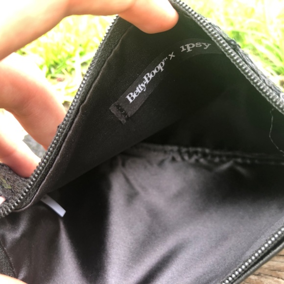 Betty Boop Wallet - Picture 3 of 4